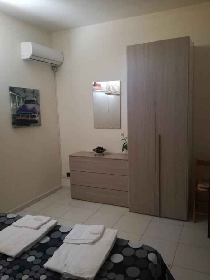 Residenza Caserta Sud - Appartamento con giardino Exterior foto