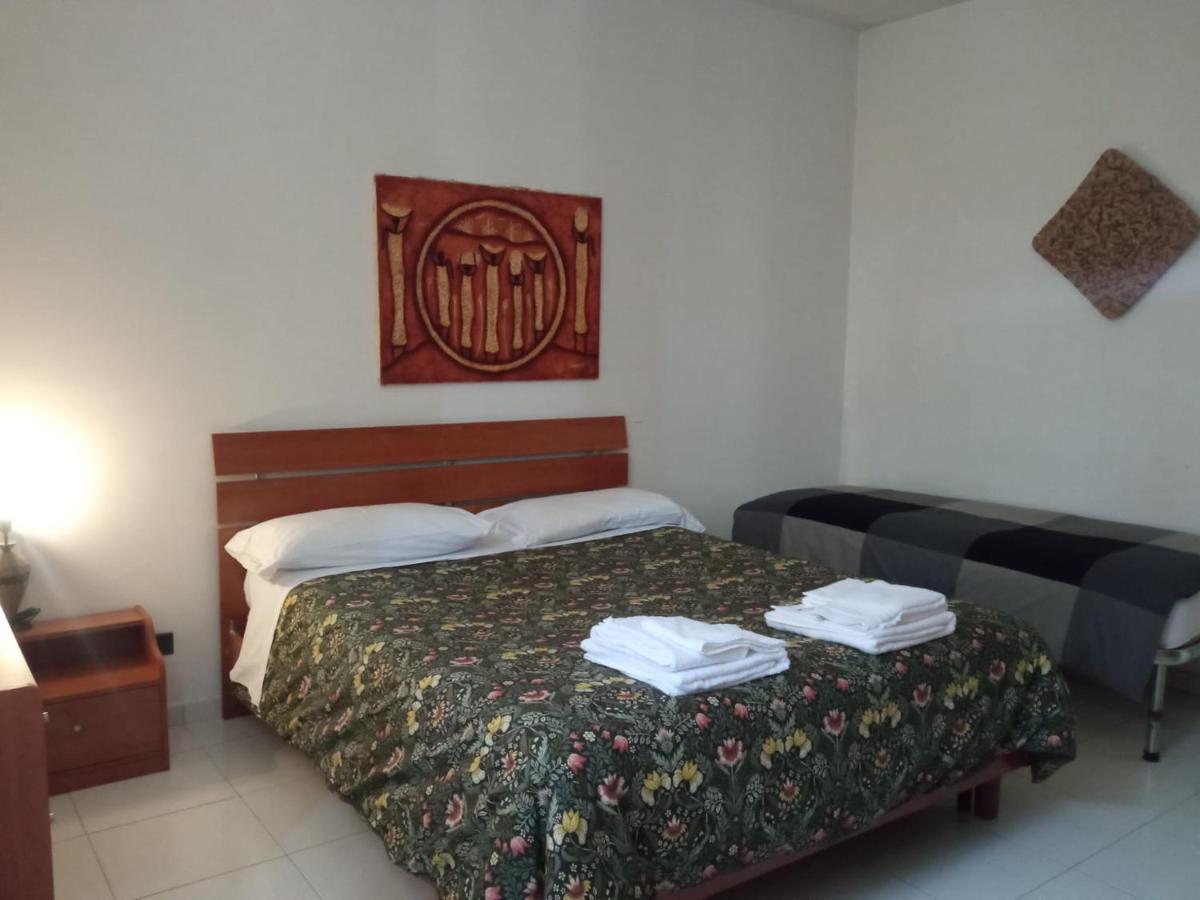 Residenza Caserta Sud - Appartamento con giardino Exterior foto