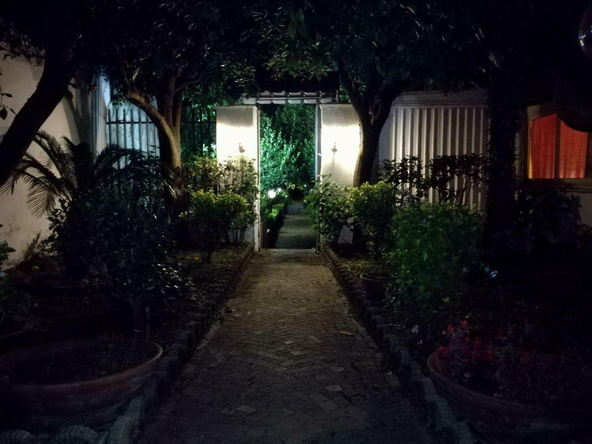 Residenza Caserta Sud - Appartamento con giardino Exterior foto