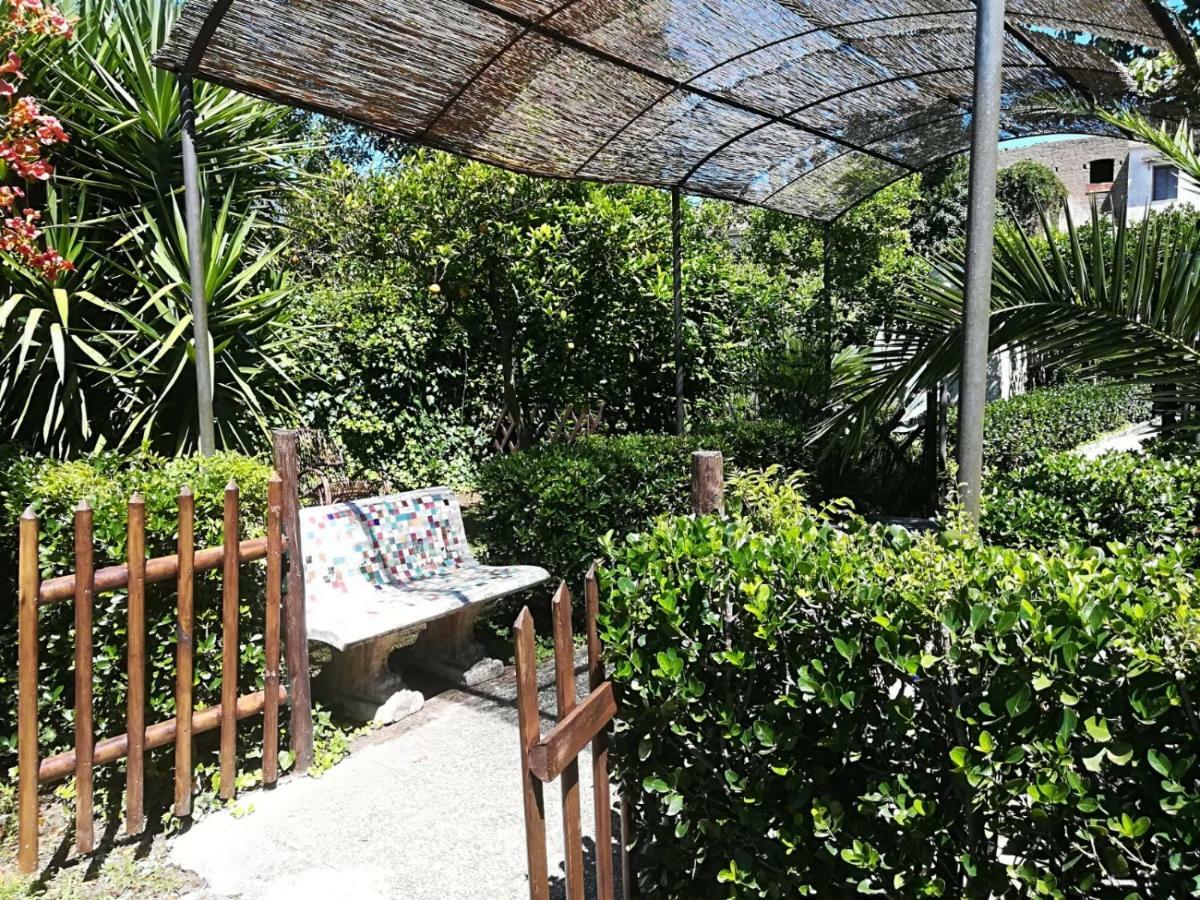 Residenza Caserta Sud - Appartamento con giardino Exterior foto